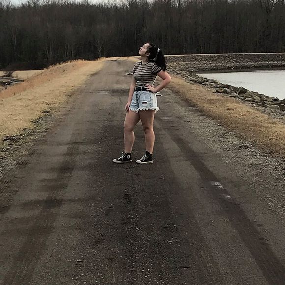 Meet your Posher, Olivia - Picture 1 of 1